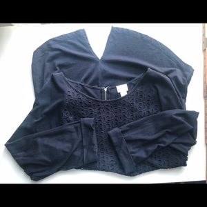 Chico’s Size 3 (14/16) eyelet Navy Blue 3/4 Sleeve Dovetail Tunic
